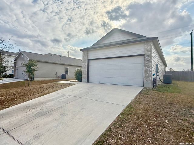 204 Broken Antler, San Antonio, TX 78253
