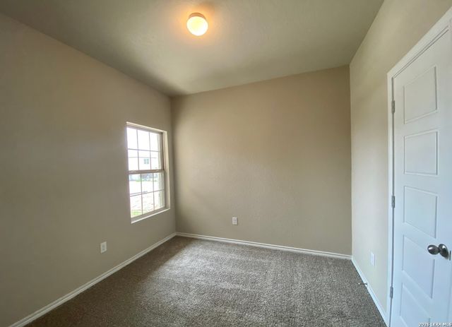 204 Broken Antler, San Antonio, TX 78253