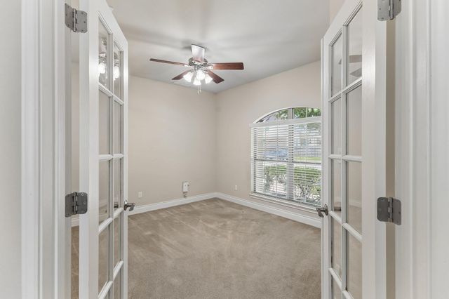 1049 Sussex WAY, Round Rock, TX 78665