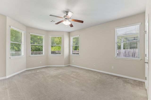 1049 Sussex WAY, Round Rock, TX 78665