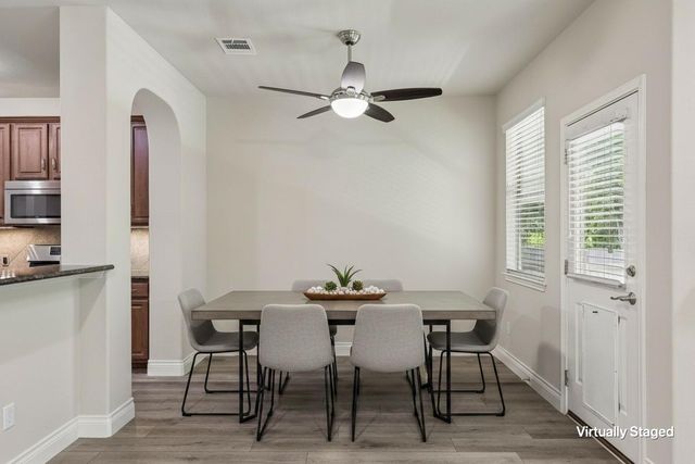 1049 Sussex WAY, Round Rock, TX 78665