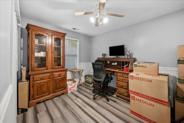 26 S Fish Lake Street, Valparaiso, IN 46385