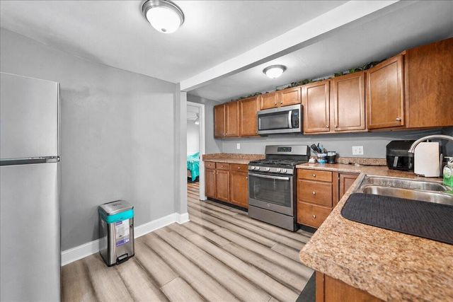 26 S Fish Lake Street, Valparaiso, IN 46385