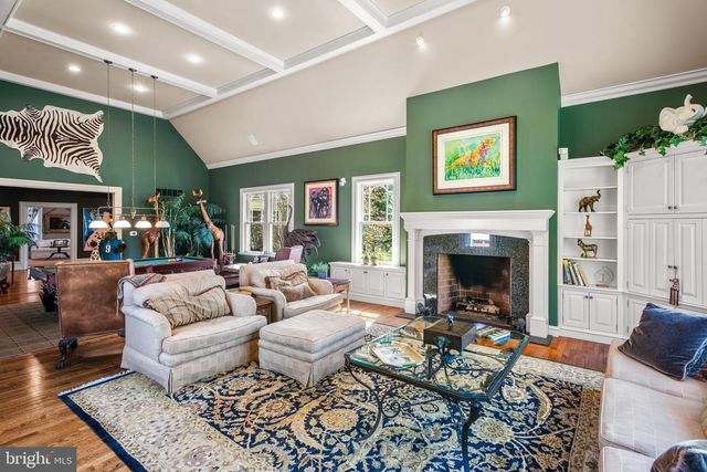 312 S WATERLOO RD, Devon, PA 19333