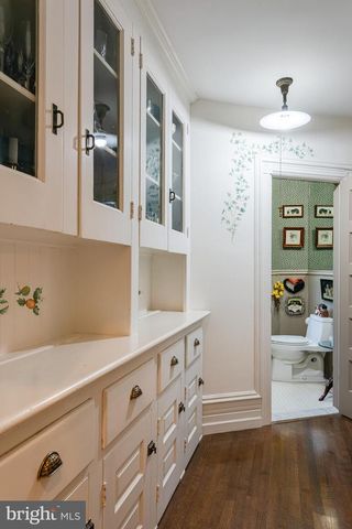 312 S WATERLOO RD, Devon, PA 19333