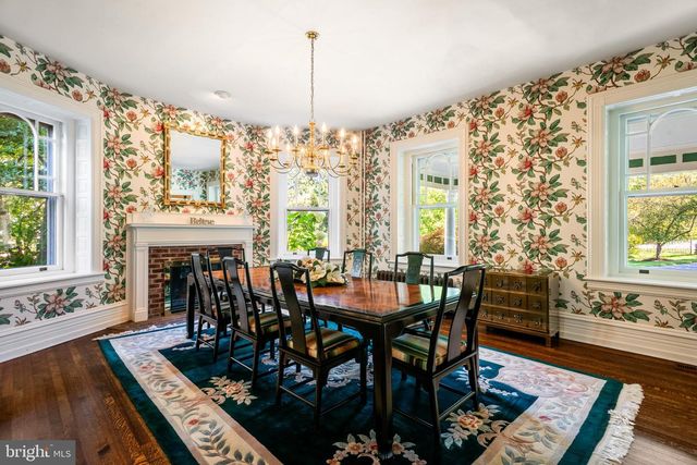 312 S WATERLOO RD, Devon, PA 19333