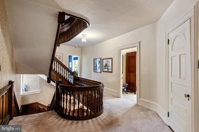 312 S WATERLOO RD, Devon, PA 19333