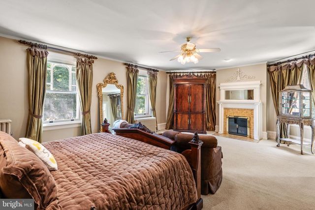 312 S WATERLOO RD, Devon, PA 19333