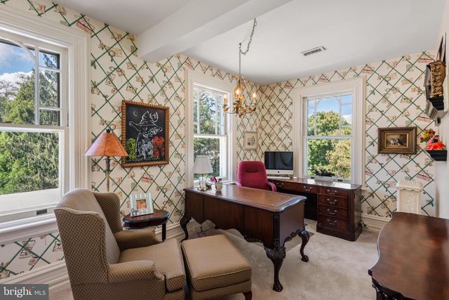 312 S WATERLOO RD, Devon, PA 19333