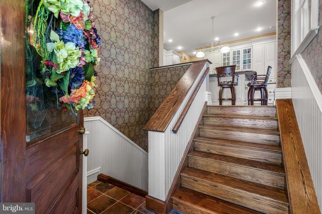 312 S WATERLOO RD, Devon, PA 19333