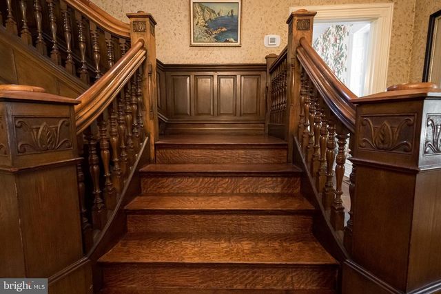 312 S WATERLOO RD, Devon, PA 19333