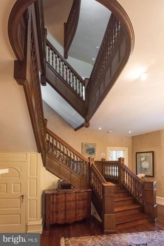 312 S WATERLOO RD, Devon, PA 19333