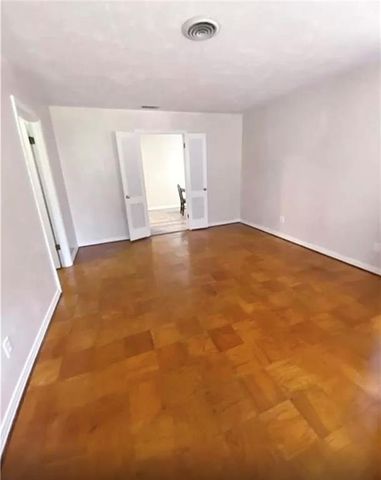 708 Ynestra Drive, Mobile, AL 36609