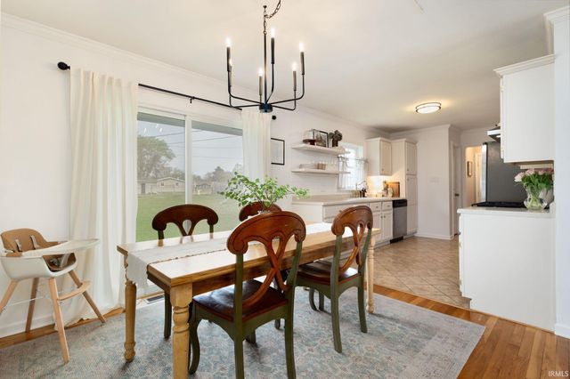 53145 Oakton Drive, South Bend, IN 46637