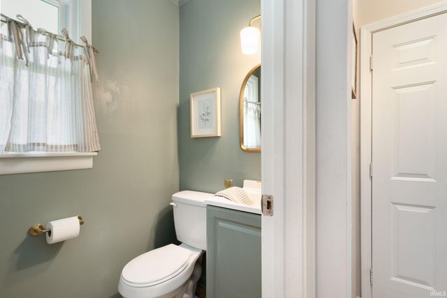 53145 Oakton Drive, South Bend, IN 46637