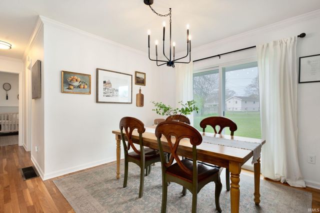 53145 Oakton Drive, South Bend, IN 46637