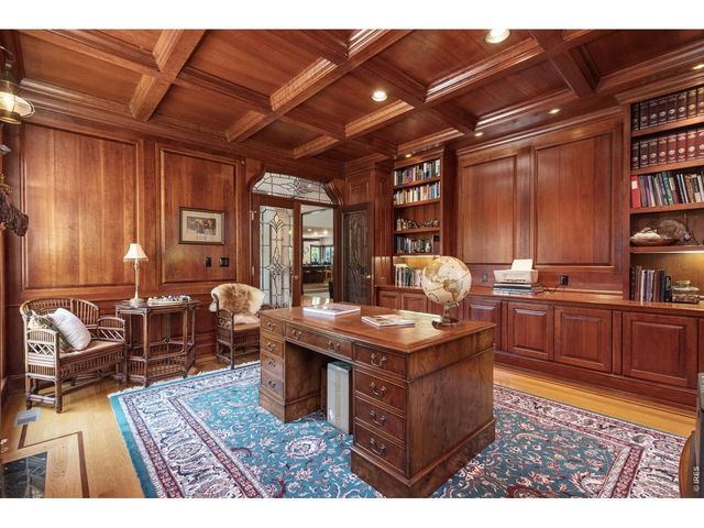 7733 Park Ridge Cir, Fort Collins, CO 80528