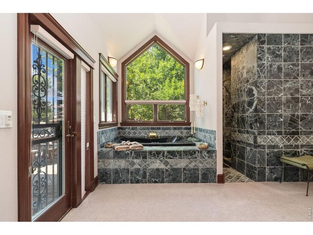 7733 Park Ridge Cir, Fort Collins, CO 80528
