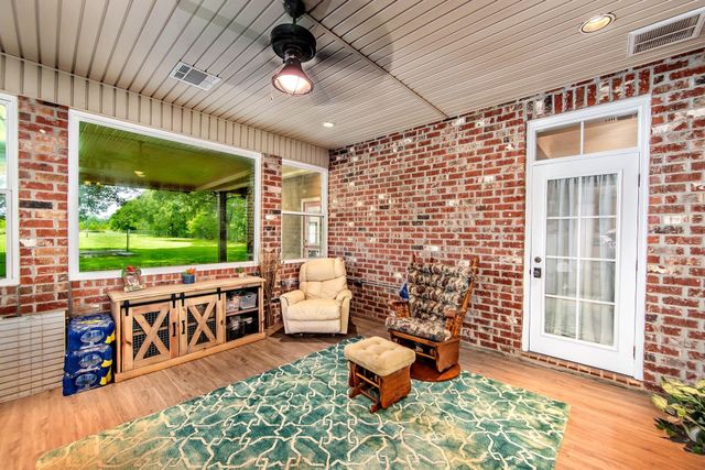 127 Horseshoe Rd, Schriever, LA 70395