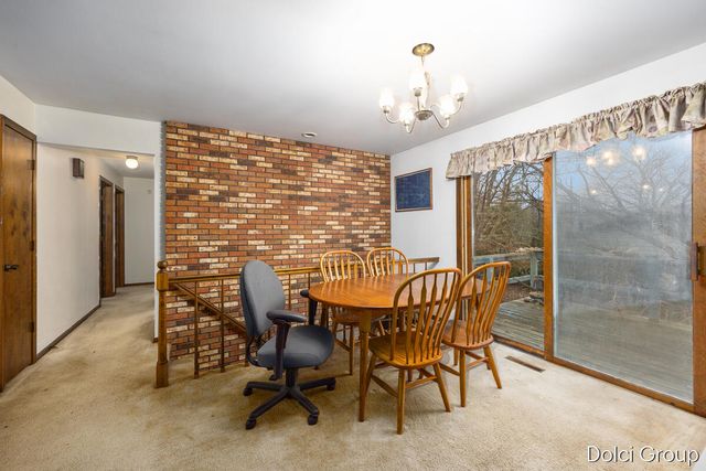 5719 Bentbrook Drive SE, Kentwood, MI 49508