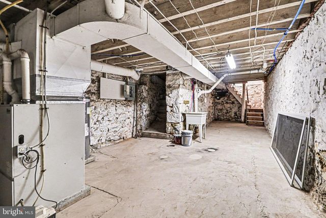 214 CHESTNUT ST, Lebanon, PA 17042