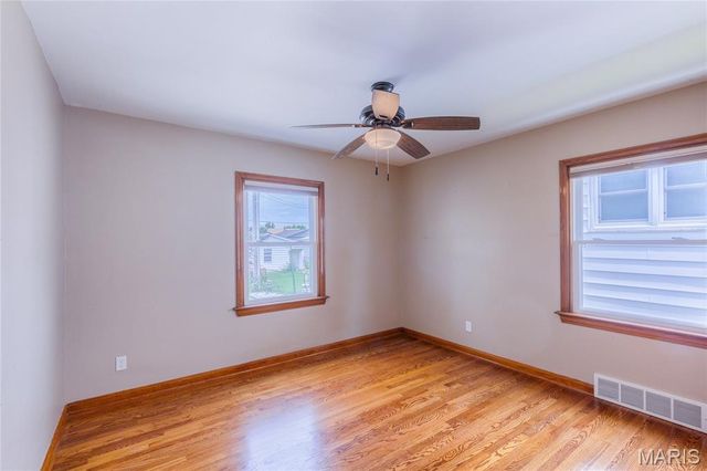 5539 Daggett Avenue, St Louis, MO 63110