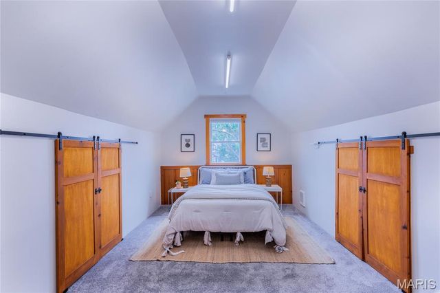 5539 Daggett Avenue, St Louis, MO 63110