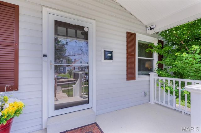 5539 Daggett Avenue, St Louis, MO 63110