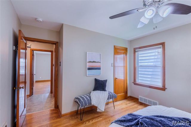 5539 Daggett Avenue, St Louis, MO 63110