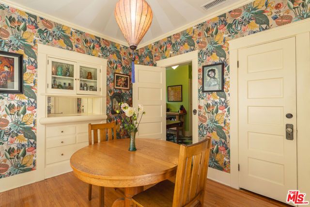 5836 La Mirada Avenue, Los Angeles, CA 90038