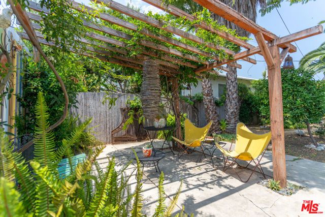 5836 La Mirada Avenue, Los Angeles, CA 90038