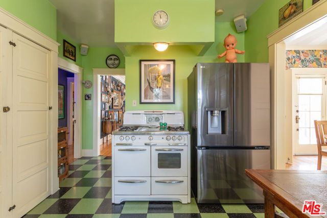 5836 La Mirada Avenue, Los Angeles, CA 90038