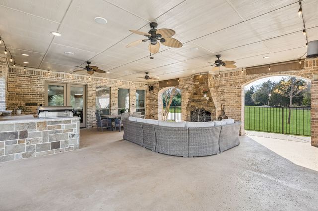 41 Pecan Grove Circle, Lucas, TX 75002