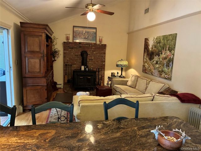 5 Scaglione Court, Highland Mills, NY 10930