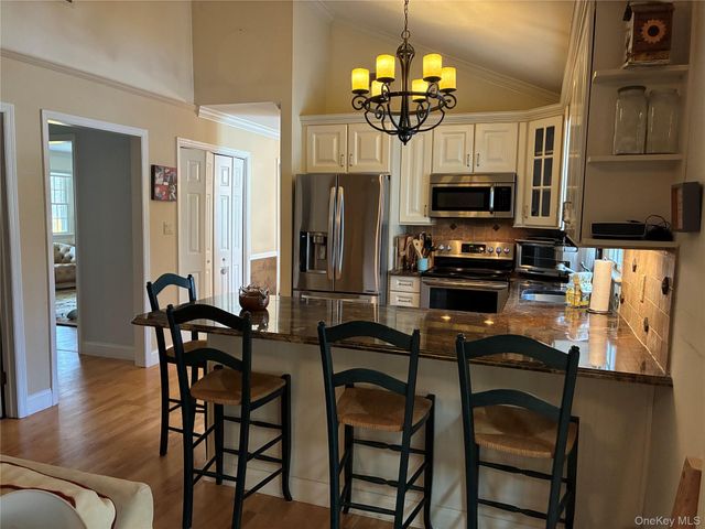 5 Scaglione Court, Highland Mills, NY 10930