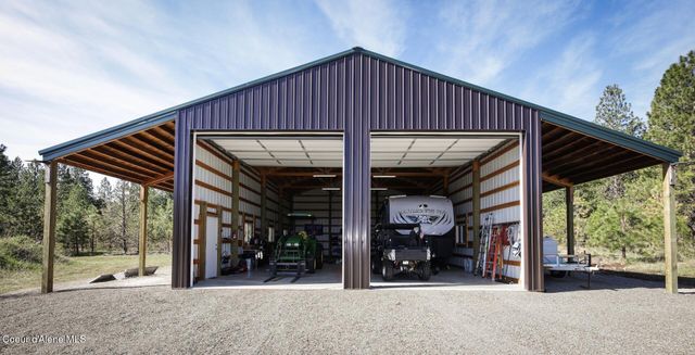 4525 E Rosemont Dr, Athol, ID 83801