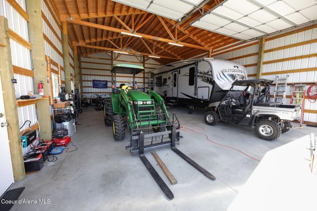 4525 E Rosemont Dr, Athol, ID 83801