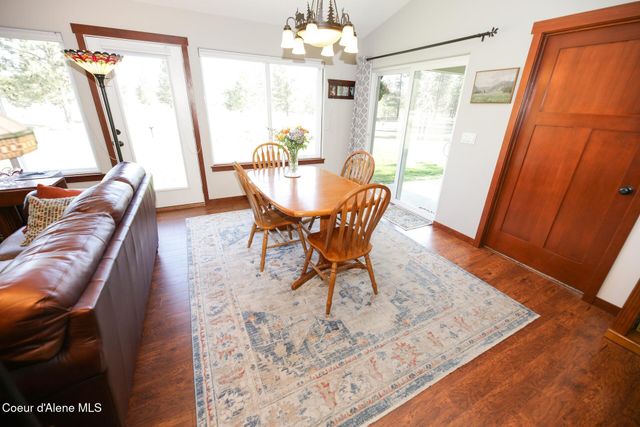 4525 E Rosemont Dr, Athol, ID 83801