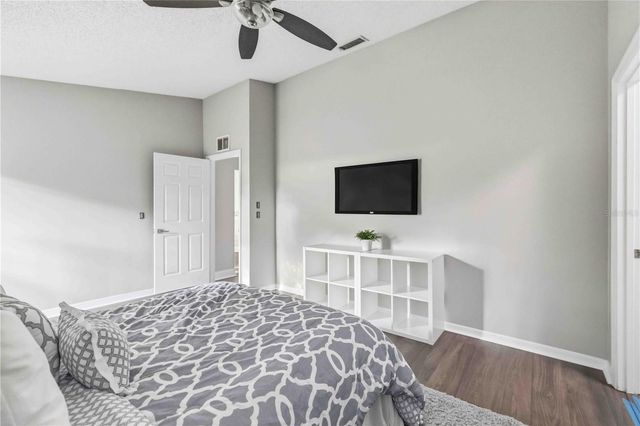 7795 PINE TRACE, Sarasota, FL 34243