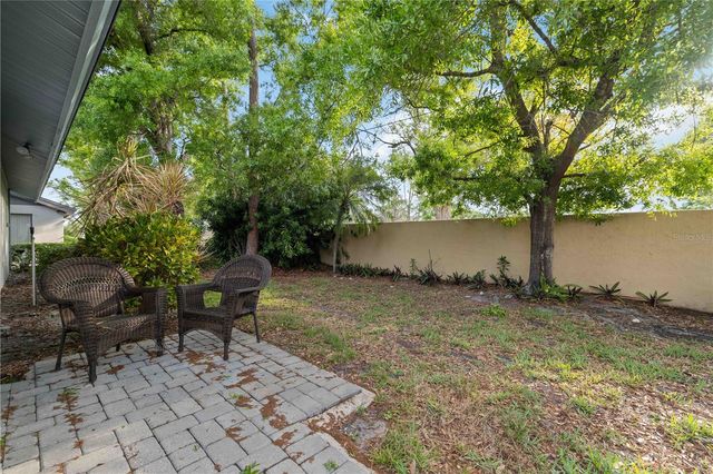 7795 PINE TRACE, Sarasota, FL 34243