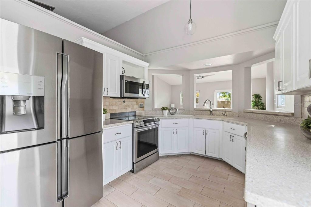 Image 12 of property listing at 7795 PINE TRACE, Sarasota, FL 34243