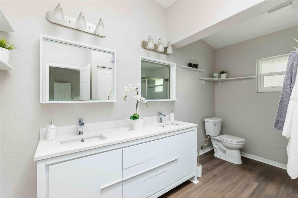 Image 19 of property listing at 7795 PINE TRACE, Sarasota, FL 34243