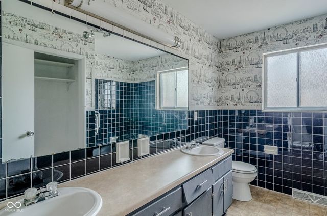 5017 E 14th Street, Indianapolis, IN 46201