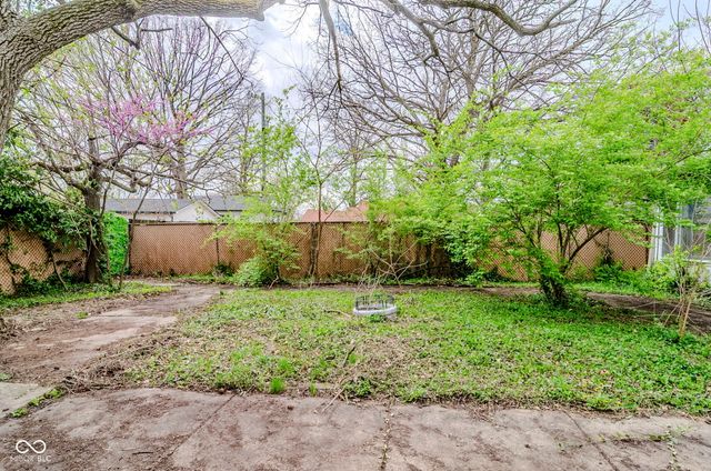 5017 E 14th Street, Indianapolis, IN 46201