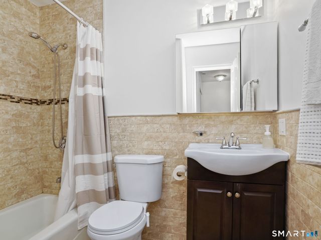 4 Union Avenue APT 24, Norwalk, CT 06851