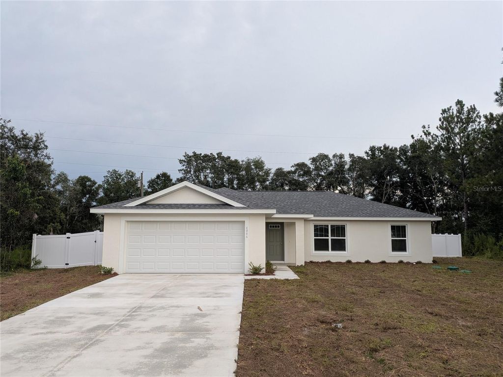 Image 1 of property listing at 4846 SW 143RD LOOP, Ocala, FL 34473