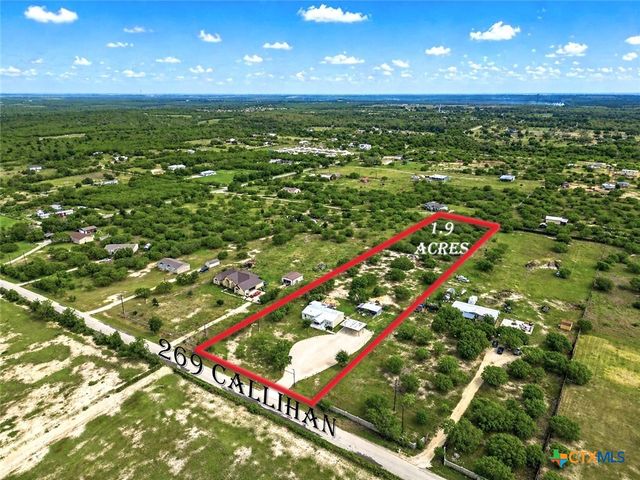 269 Callihan Road, Lockhart, TX 78644