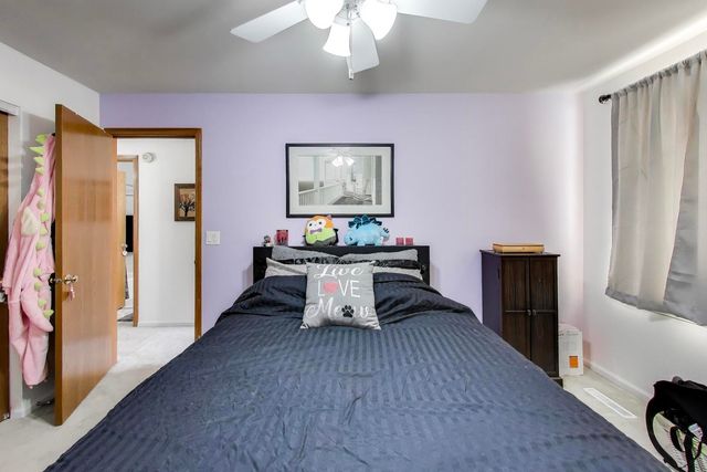 29 N Macgillis Drive 23-3, Round Lake, IL 60073