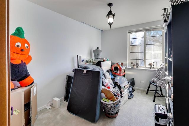 29 N Macgillis Drive 23-3, Round Lake, IL 60073