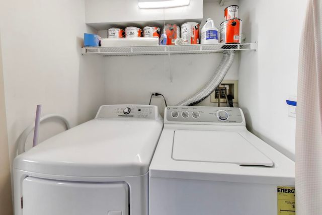 29 N Macgillis Drive 23-3, Round Lake, IL 60073